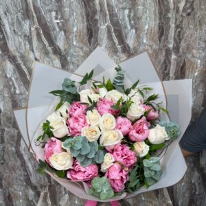 Bouquet 10 Peonias y 20 Rosas