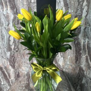 Jarrón 10 Tulipanes Amarillos
